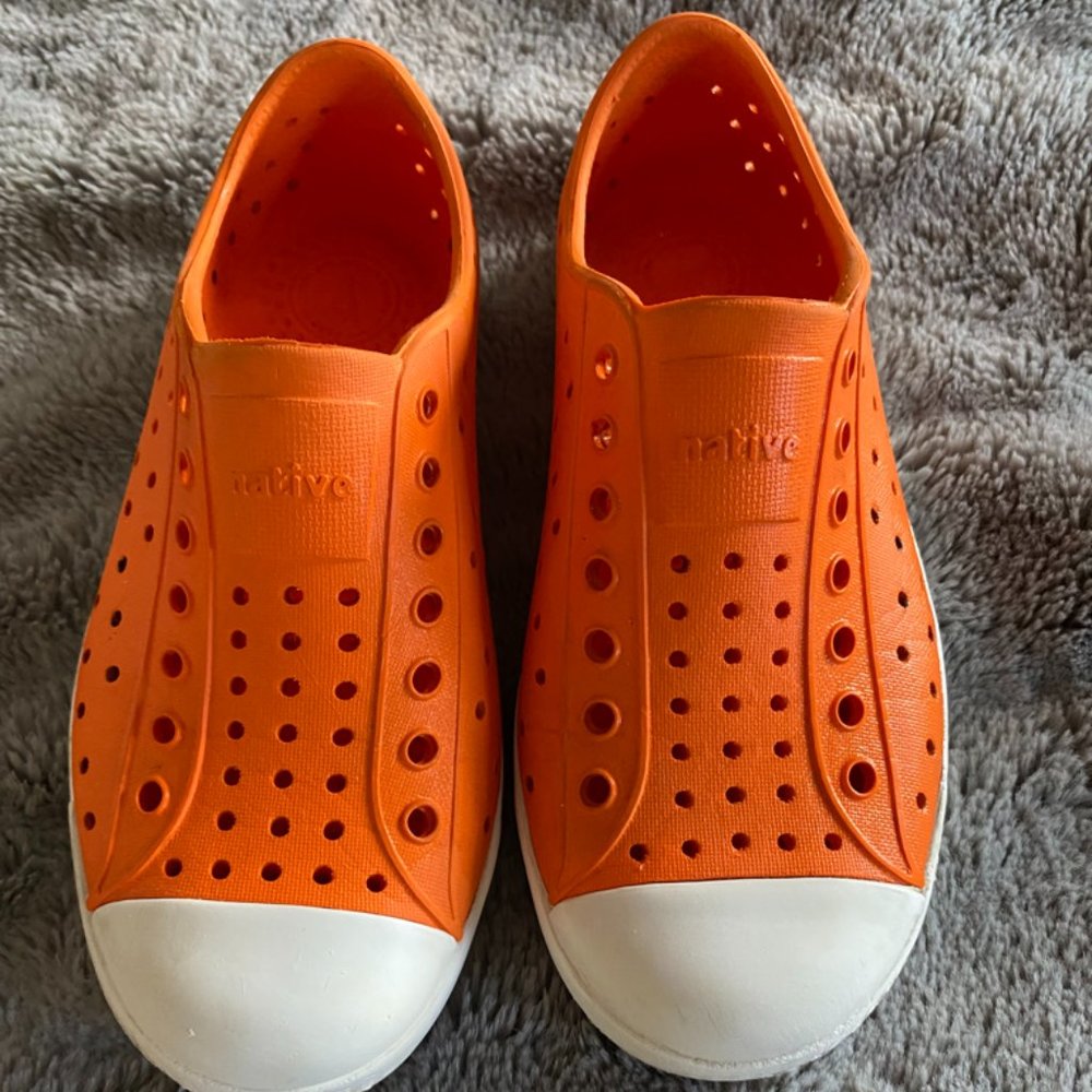 Native Jefferson. C12. Orange.